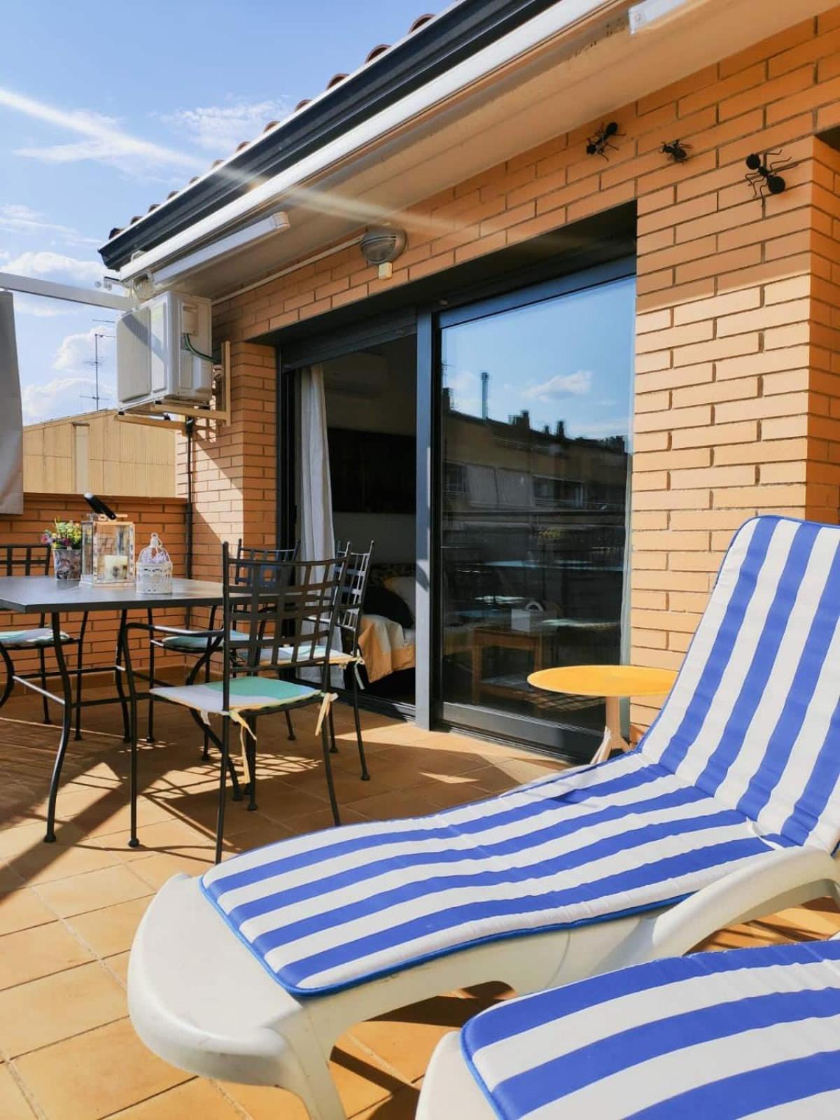 Acogedor Atico Duplex En Tremp Apartment ภายนอก รูปภาพ